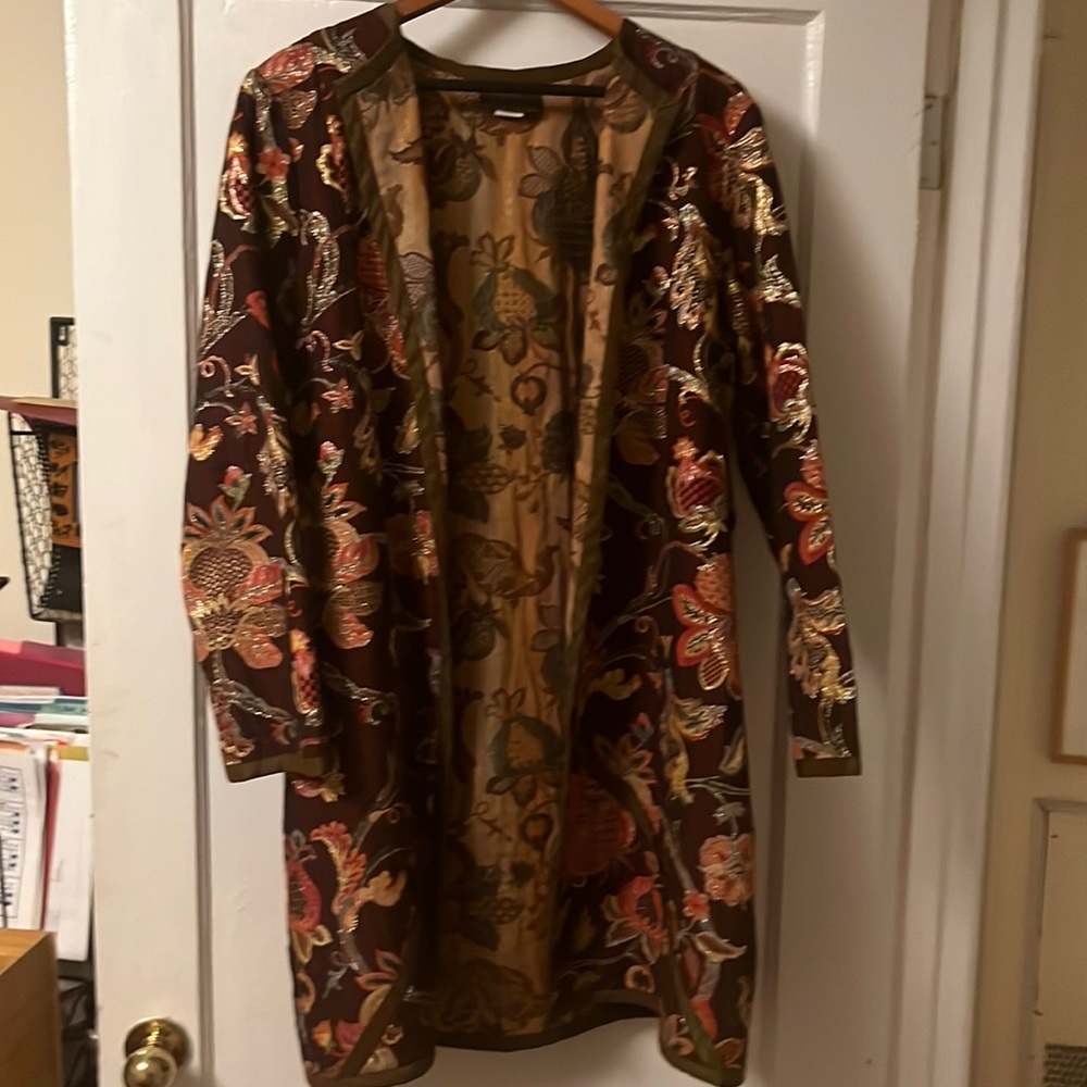 Aida Dalati designed mandarin collar dress jacket. gold and plum colors sheen